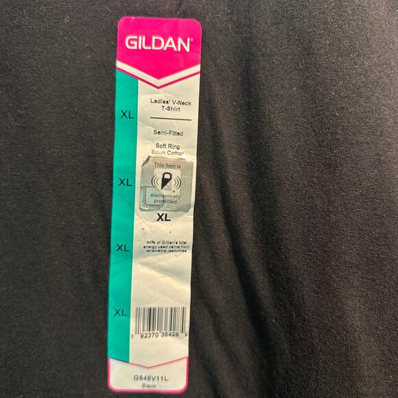 Ladies XL Gildan V-Neck T-Shirt Black NWT Capsule Wardrobe Timeless Comfy Casual - Picture 6 of 6